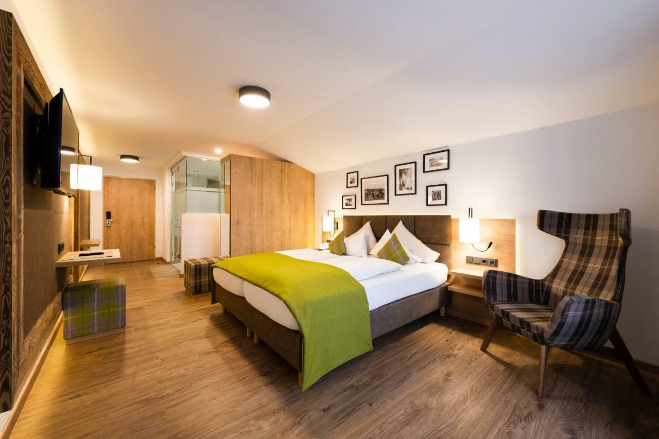 Hotel Brugger フルプメス エクステリア 写真