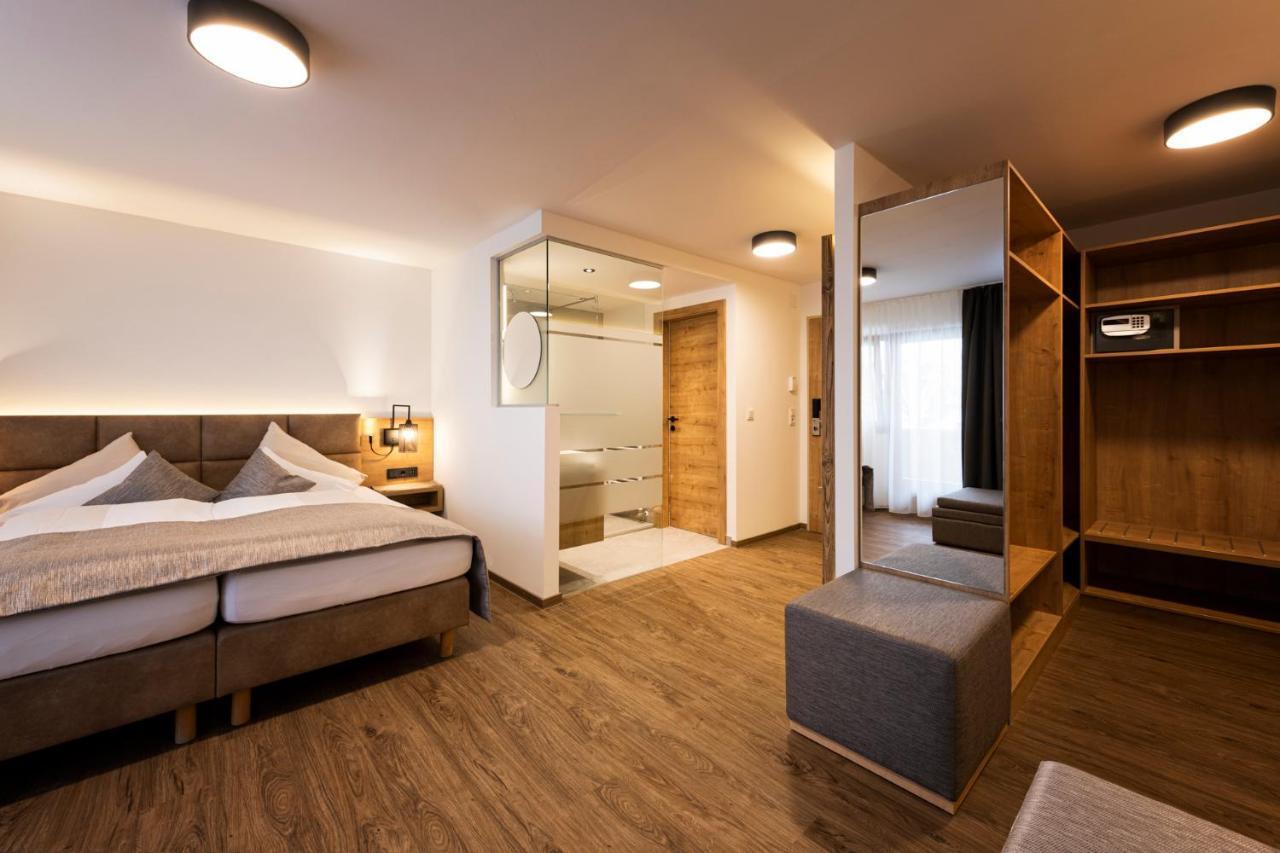 Hotel Brugger フルプメス エクステリア 写真