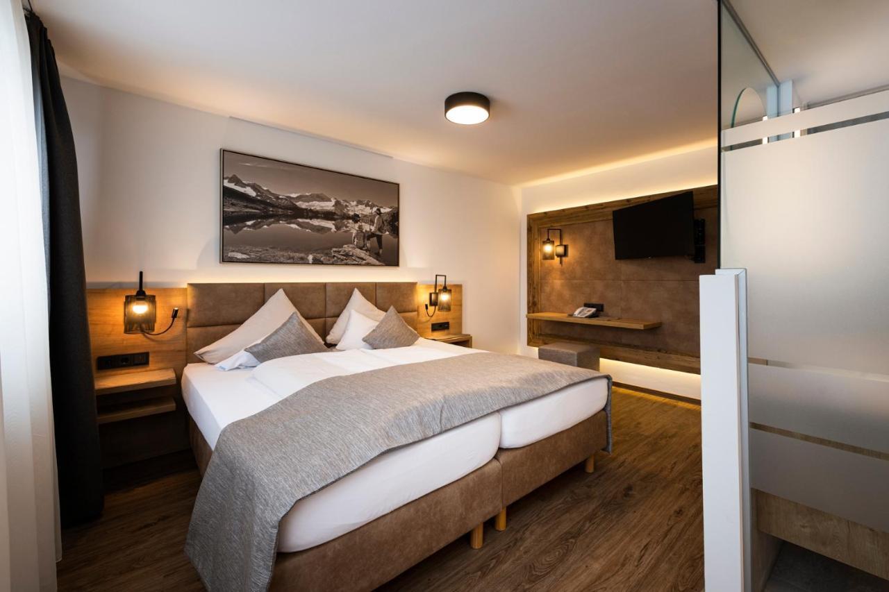 Hotel Brugger フルプメス エクステリア 写真