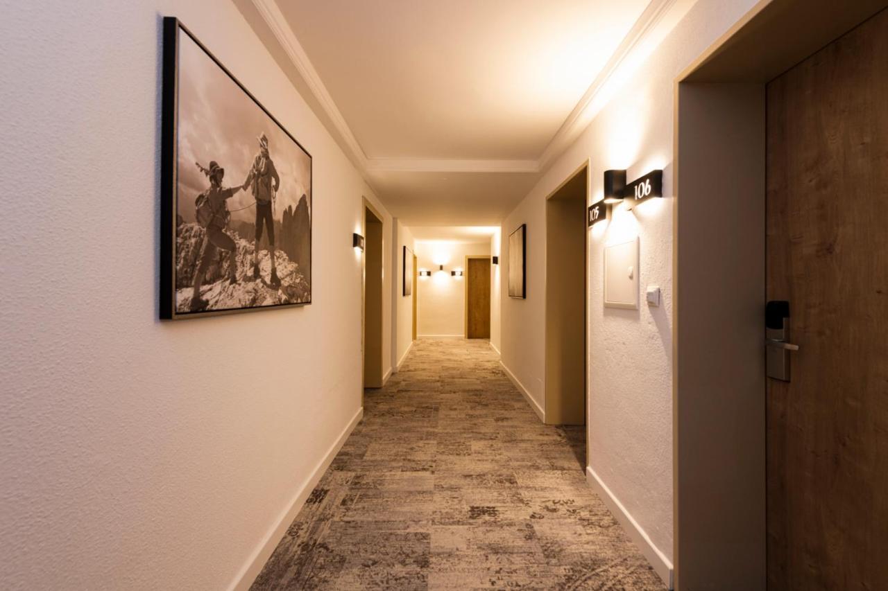 Hotel Brugger フルプメス エクステリア 写真