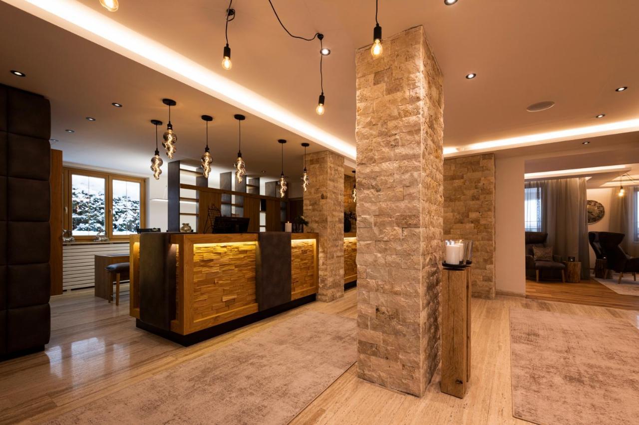 Hotel Brugger フルプメス エクステリア 写真